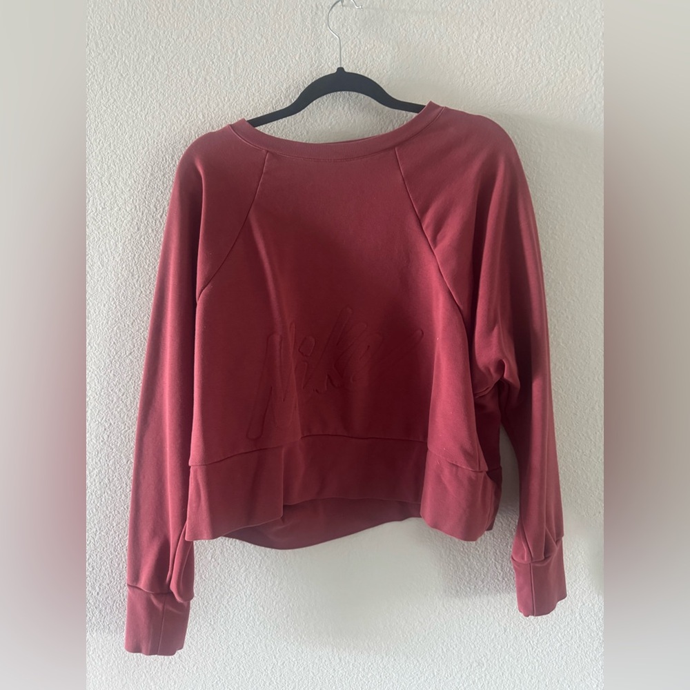 Nike Embossed Cropped Sweatshirt XL